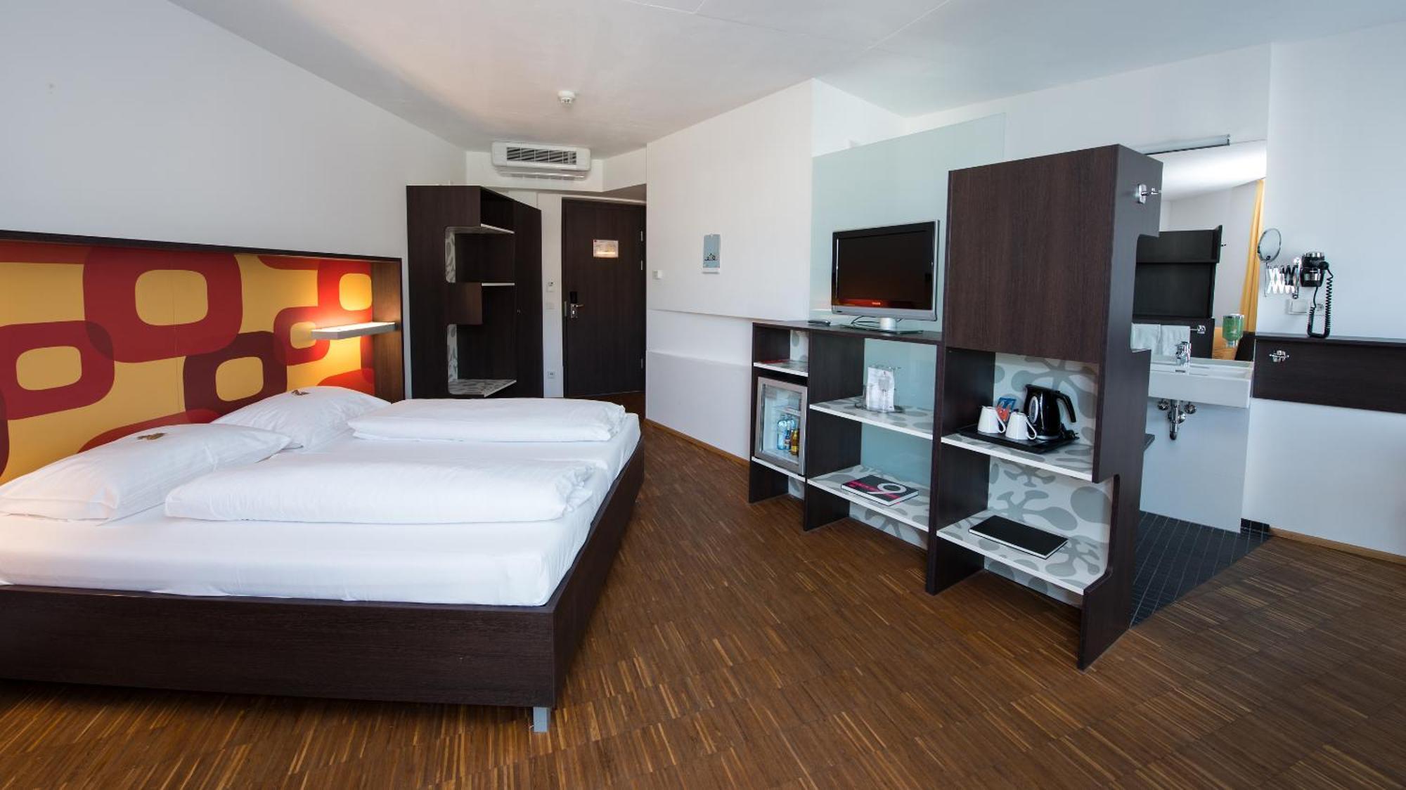 Arte Hotel Krems Bagian luar foto
