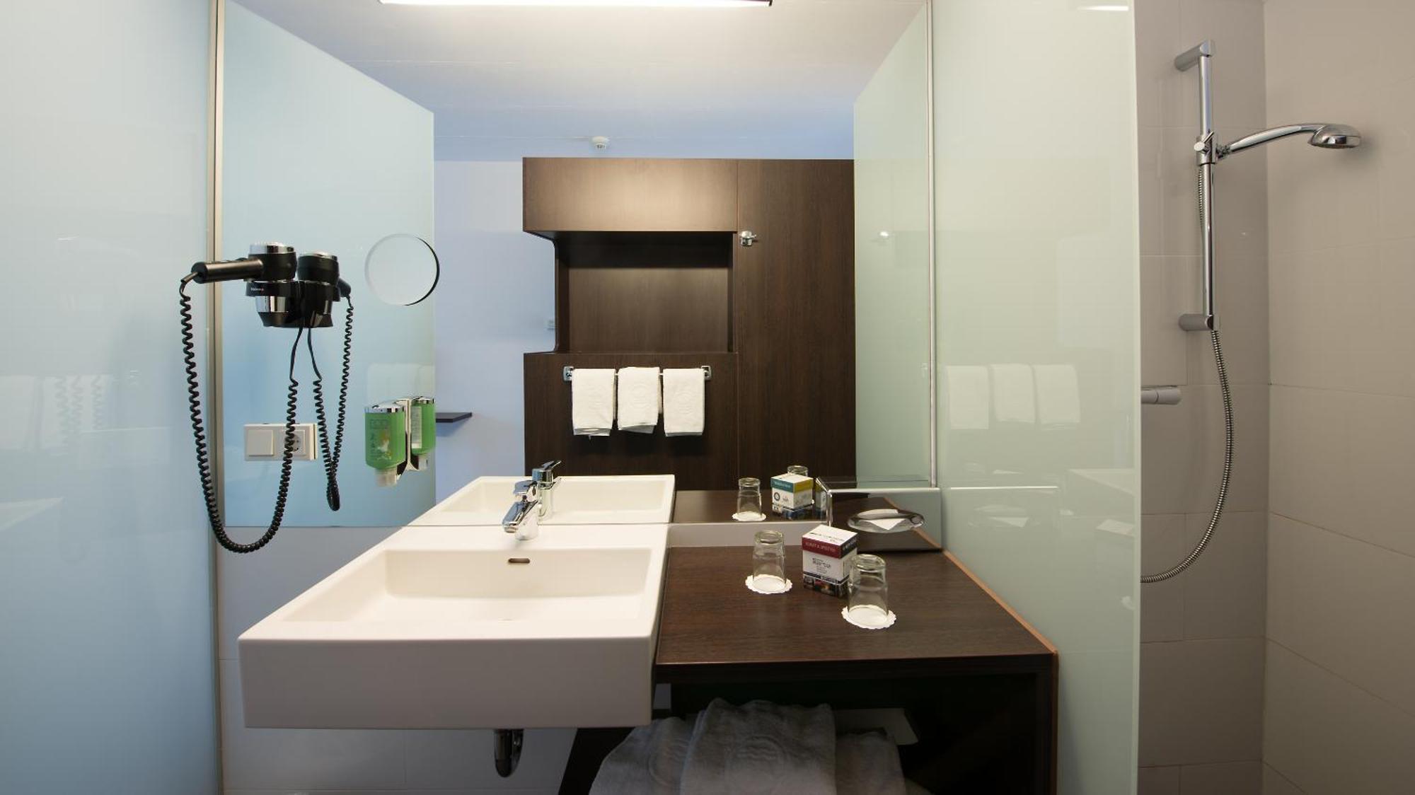Arte Hotel Krems Bagian luar foto