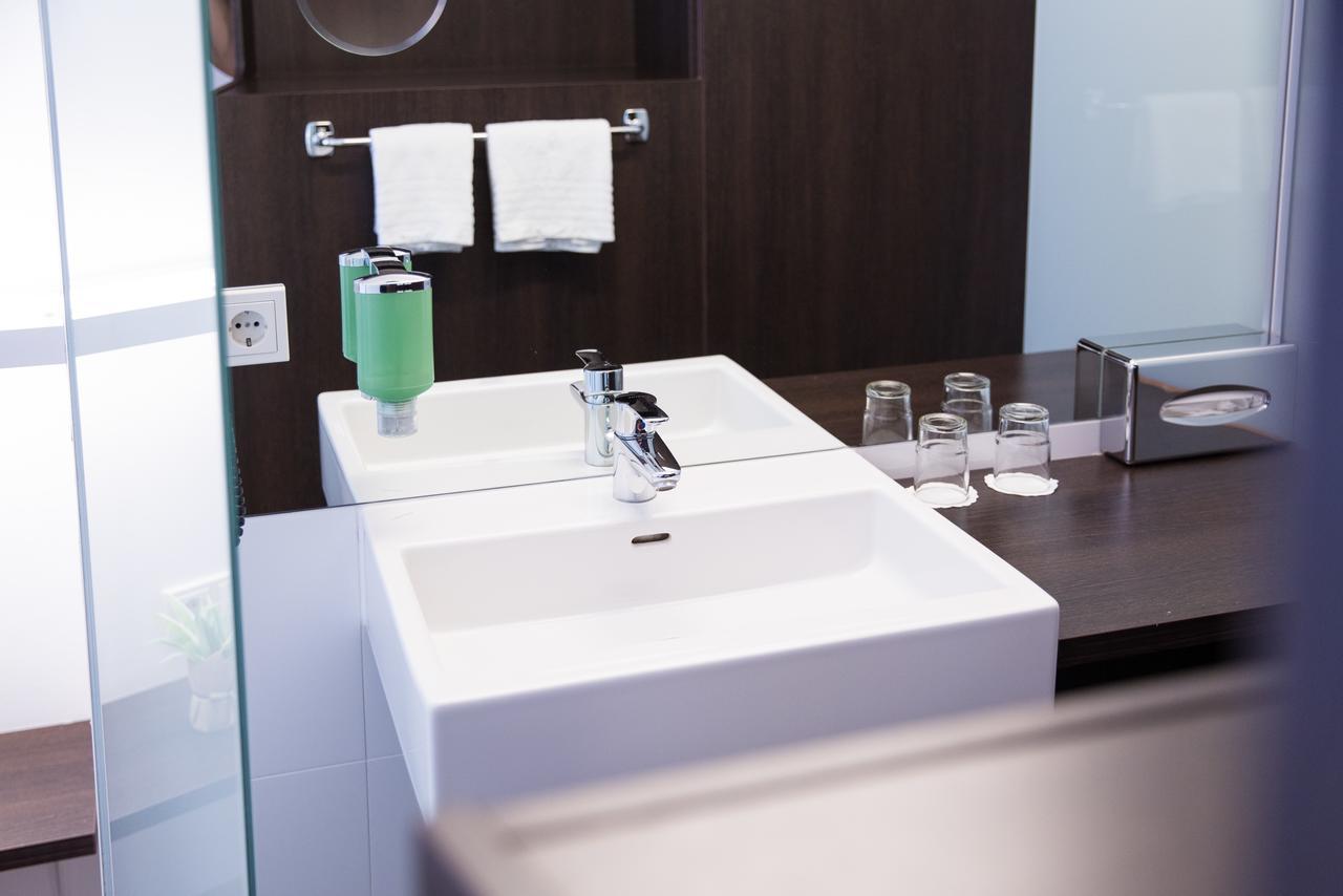 Arte Hotel Krems Bagian luar foto
