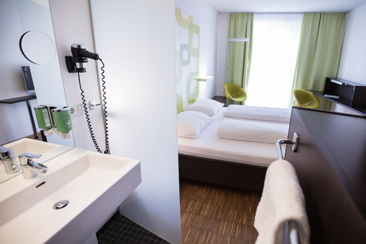 Arte Hotel Krems Bagian luar foto