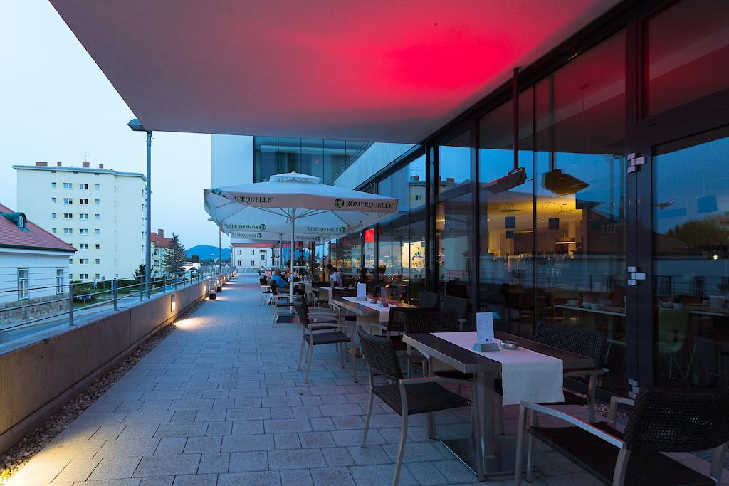 Arte Hotel Krems Bagian luar foto